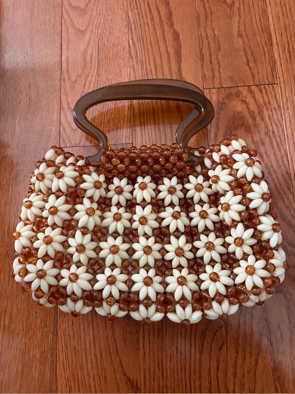 Beaded Daisy Handbag in Ivory and Amber